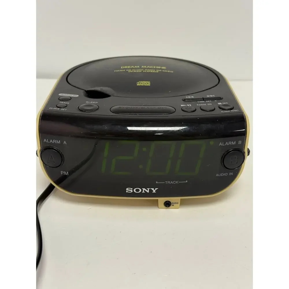 Sony Dream Machine ICF-CD815 Dual Alarm Clock Radio CD Player AM FM Audio In